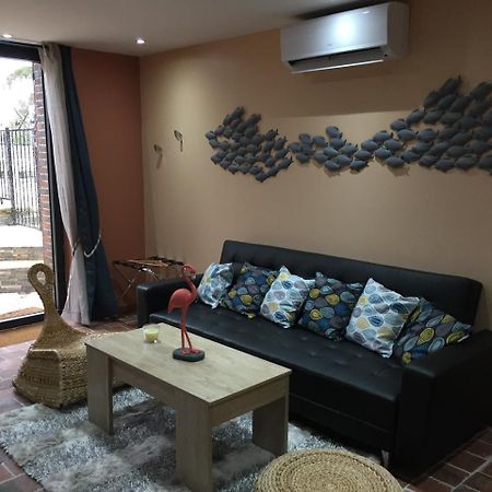 Saint-Maurice-le-Vieil Le Rouge & Blanc B&B 외부 사진