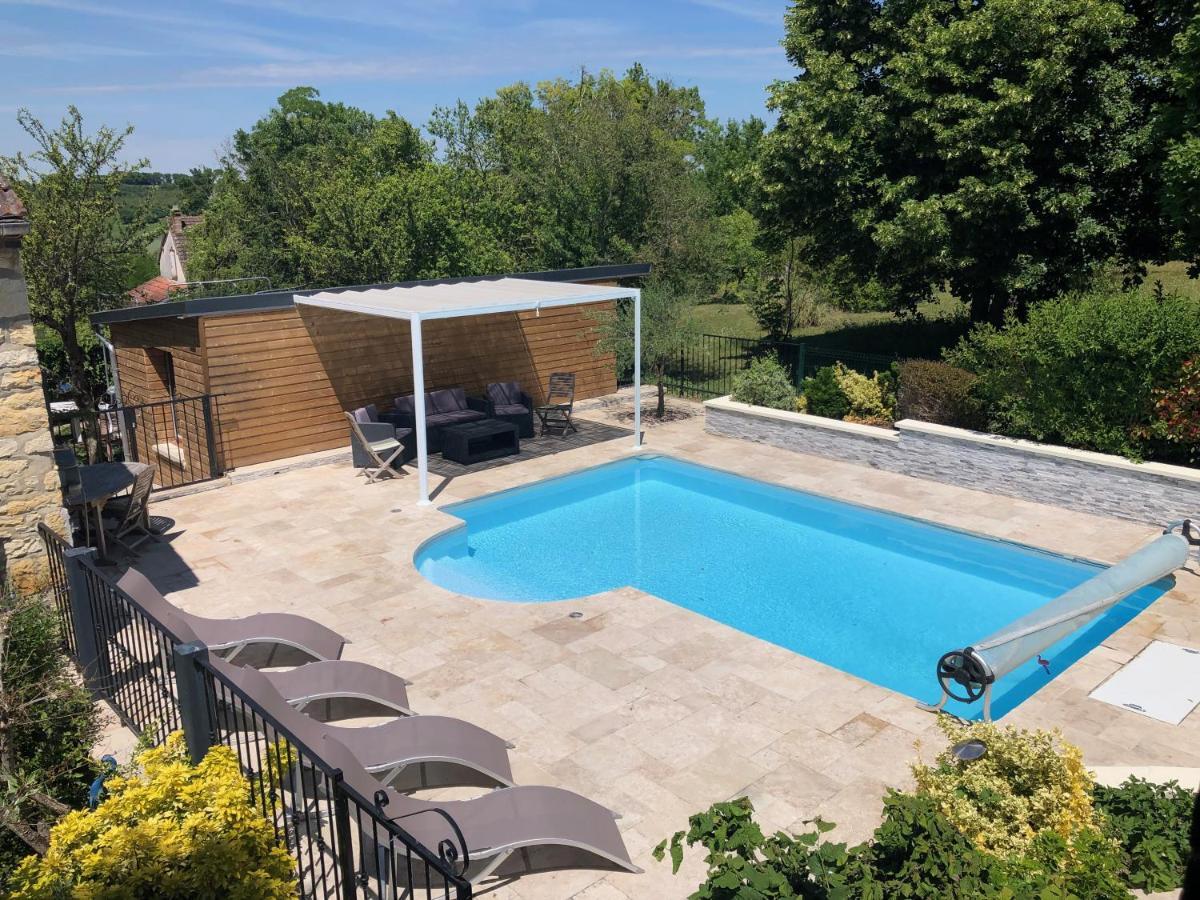 Saint-Maurice-le-Vieil Le Rouge & Blanc B&B 외부 사진