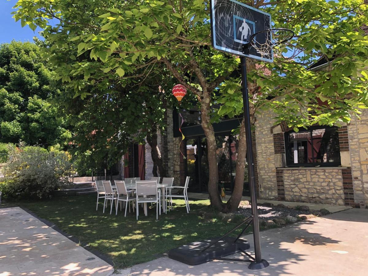 Saint-Maurice-le-Vieil Le Rouge & Blanc B&B 외부 사진