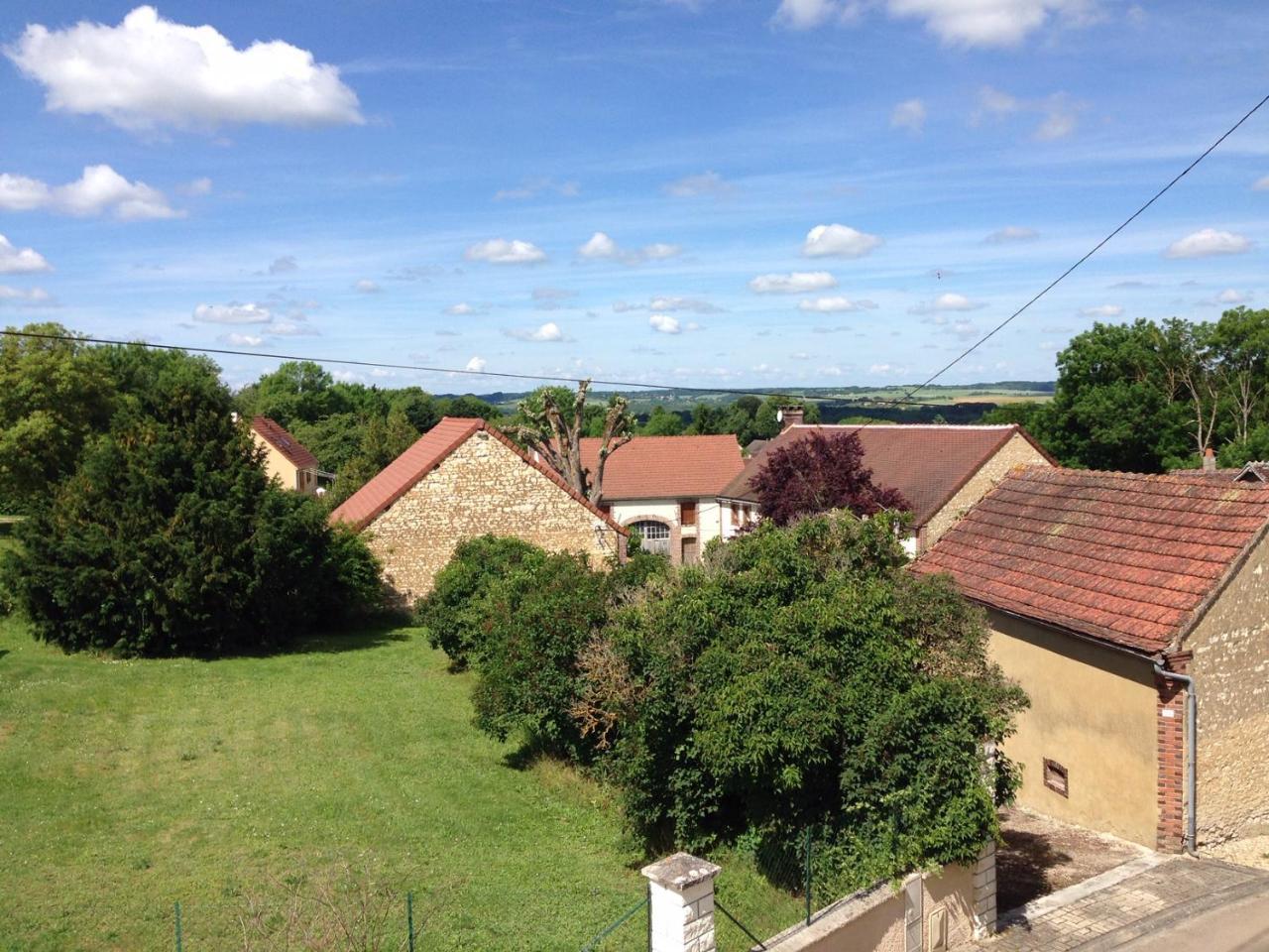 Saint-Maurice-le-Vieil Le Rouge & Blanc B&B 외부 사진